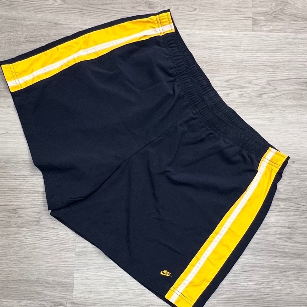 Nike‎ Kids Navy Blue Yellow Stripe Athletic Shorts Size XL